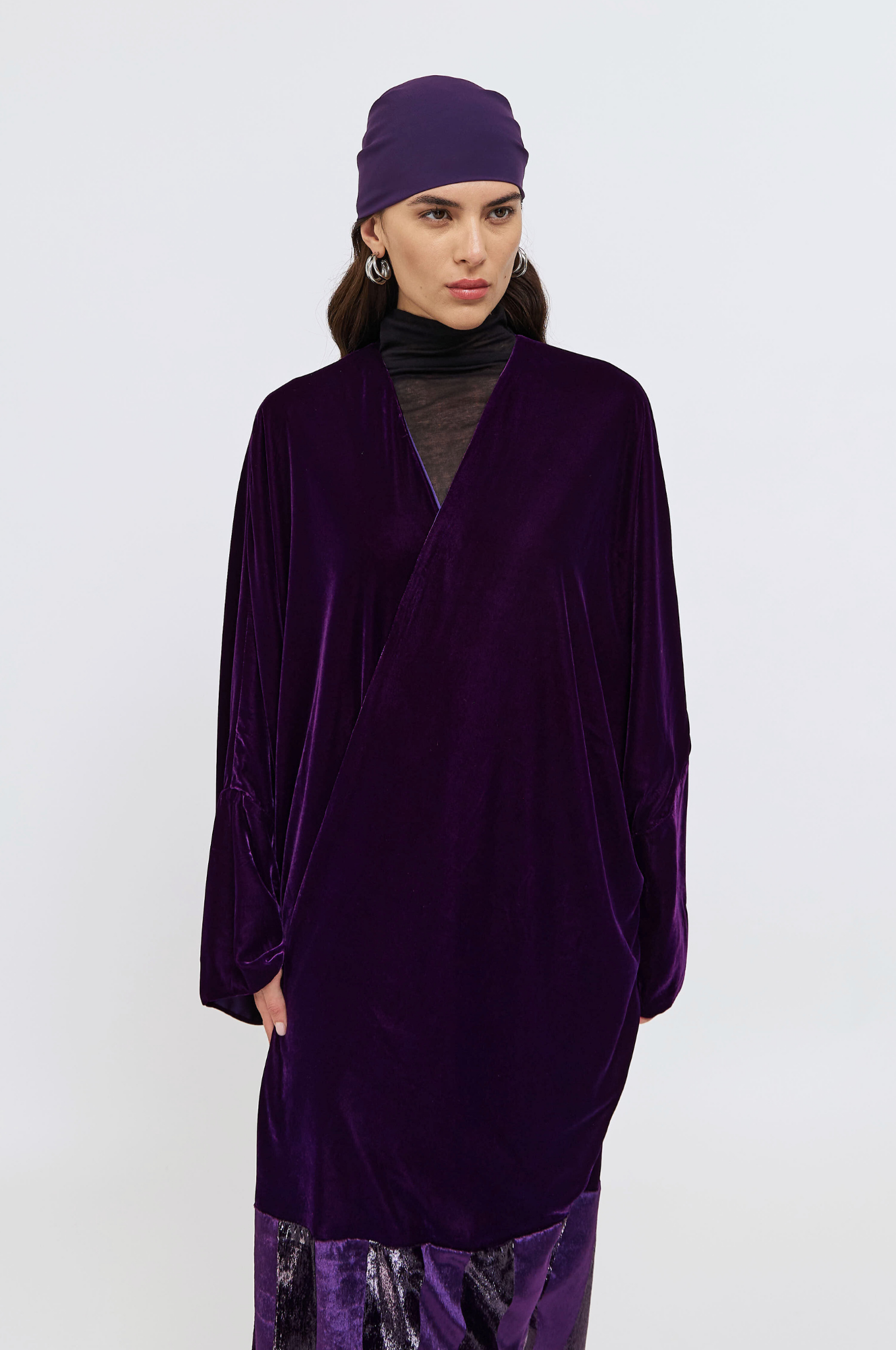 NYLA VELVET - DEEP PURPLE