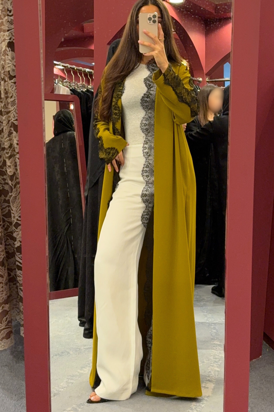 CELESTINE IN OLIVE