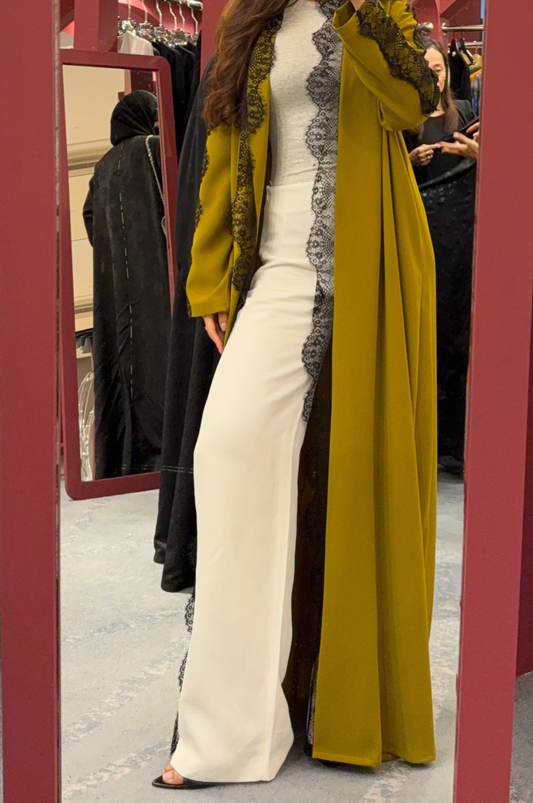 CELESTINE IN OLIVE
