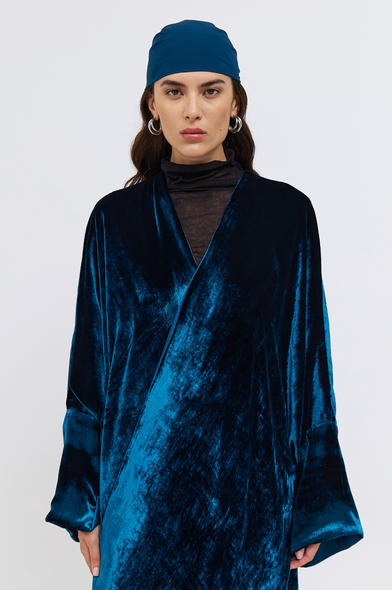 NYLA VELVET - BLUE/BLACK